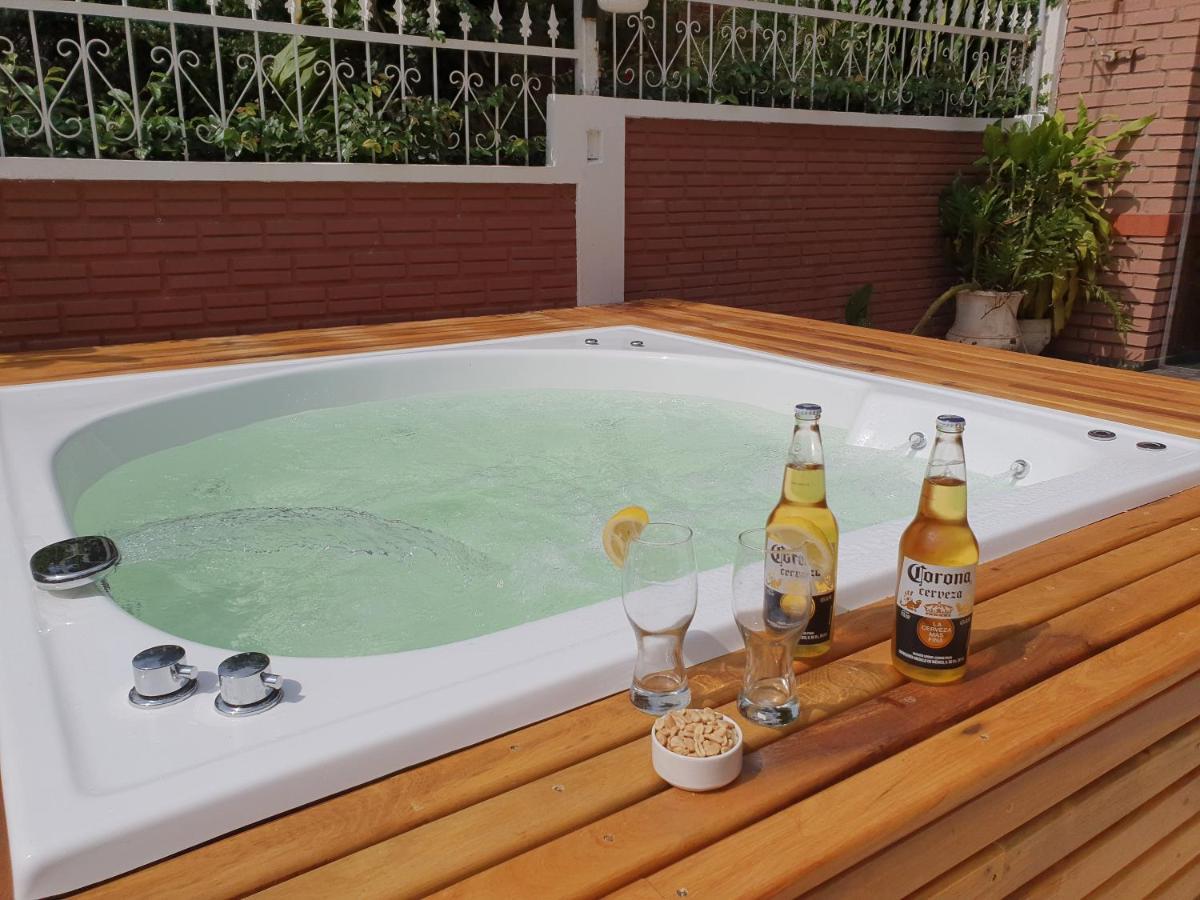 Hotel AATRAC Iguazú Puerto Iguazú Kültér fotó