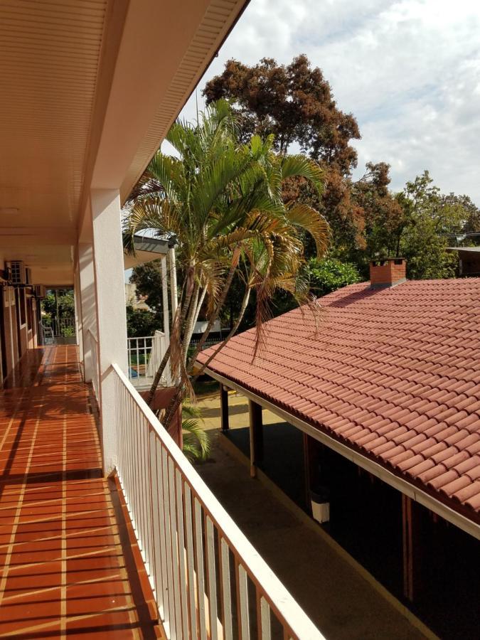 Hotel AATRAC Iguazú Puerto Iguazú Kültér fotó